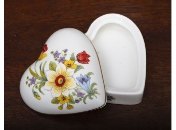 Connoisseur Fine Bone China Floral Heart Shaped Box