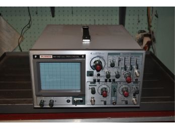 Vintage Elenco MO-1252 Oscilloscope