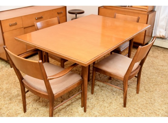 MCM Dining Room Table And 4 Chairs With Leaf And Pads