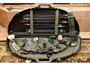 PSE Compound Bow With Hard Case And Accessories