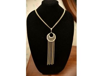 Dangling Frill Gold Tone Vintage Necklace