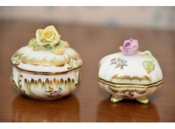 Herend Pair Of Flower Covered Trinket Boxes