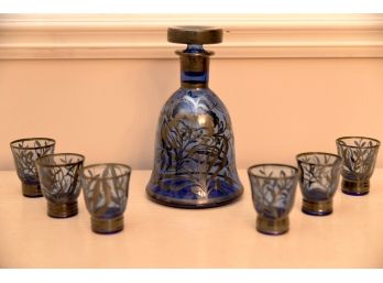 Blue Bell Canter With Six Shot Glasses