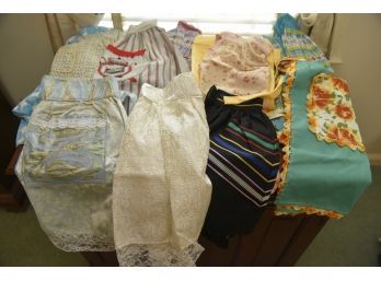 Vintage Aprons Right Room