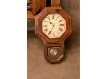 Vintage Oak Verichron Pendulum Wall Clock 17'x27'
