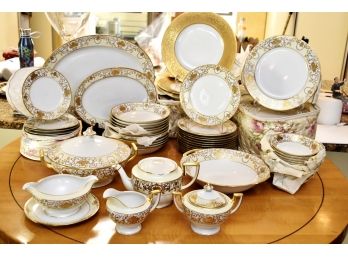 Hand Painted Fine China Metro China Cresent Service For 12