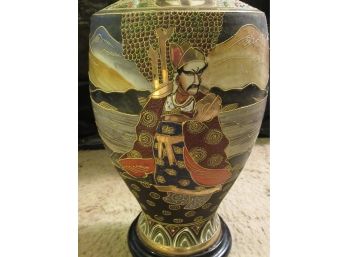 Outstanding Heavily Embossed Japanese Vase Lamp