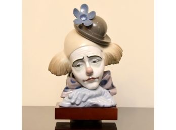 Lladro Clown With Pedestal
