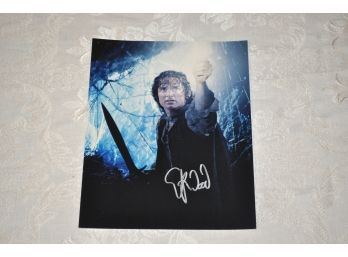 Elijah Wood 'The Lord Of The Rings' Signed 8x10 Photograph With COA