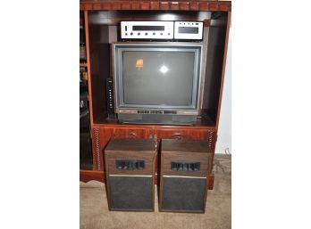 Masterwork 8 Track Stereo And Speakers