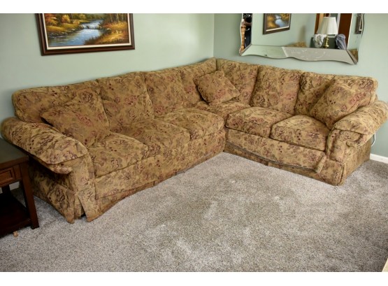 Basset Furniture Lovely Floral Sectional Sofa 94 X118x38Dx39H