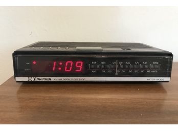 Emerson Digital Clock Radio