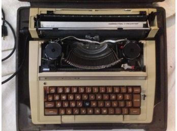 Vintage Smith-corona Typewritter