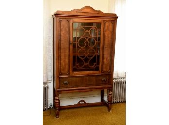 Amazing Vintage Queen Anne Style Mahogany China Cabinet 38 X 15 X 67