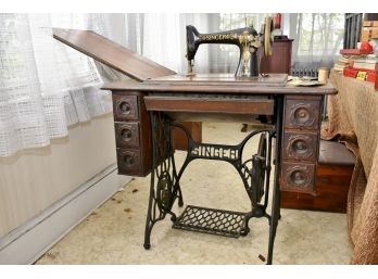 Antique Singer Tiger Oak Foot Pedal Sewing Machine For Restoration