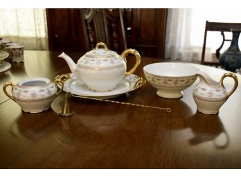Schwarzburg Porcelain Tea Set With Snuffer