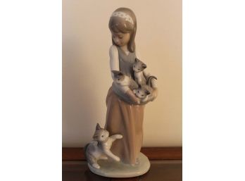 Lladro Girl With Cats