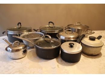 Large Assortment Of Pots & Pans