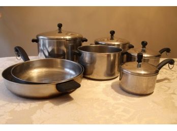 Farberware Pots & Pans