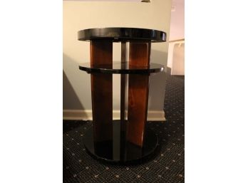 Black Cirlce Top End Table