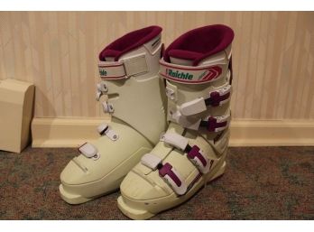 Raichle Size 8 Ski Boots