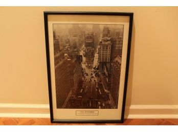 Lou Stoumen- Times Square In The Rain NYC 1940 Photo