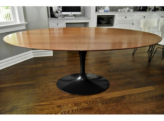 Amazing MCM Knoll Studios Eero Saarinen Teak Top Oval Table 47 X 78