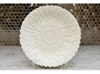 Tiffany White Flower Plate