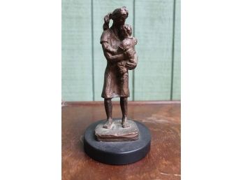 'Sclay' Woman & Baby Statue