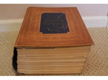 Complete & Unabridged 1957-1960 Webster Dictionary Illustrated International Edition