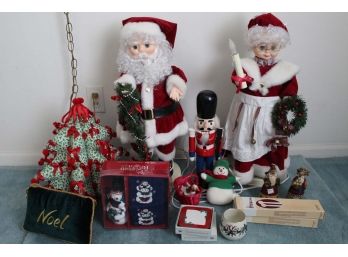 Vintage Christmas Decorations Lot 1