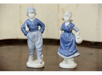Bavarian German Man And Woman Porcelain Figurine