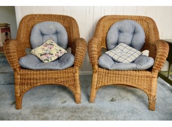 Pair Of Wicker Side Chairs 30 X 35