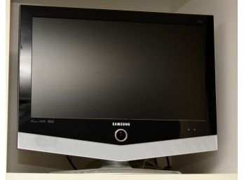 Samsung 23' Flatscreen Television