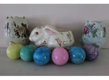 Avon Rabbit With Egg Figurines