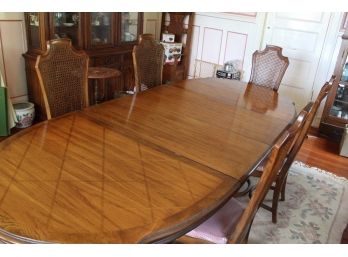 Vintage Thomasville Maple Dining Table & Rush Back Dining Chairs