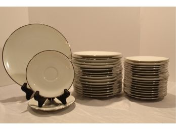 Bavaria Silver Trim Plate Set