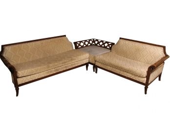 L Shape Sectional Couches With Corner Table