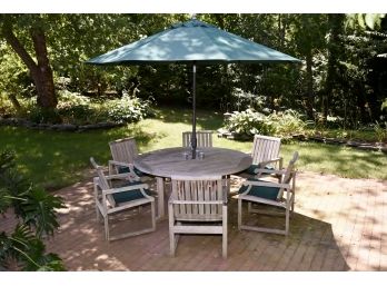 Beautifully Weathered Kingsly Bate Teak 60' Table , Chairs And Umbrella