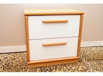 Pine Veneer With White Face Drawer Night Stand 22 X 15 X 22