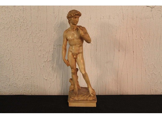 Michaelangelo's David 9' Figurine