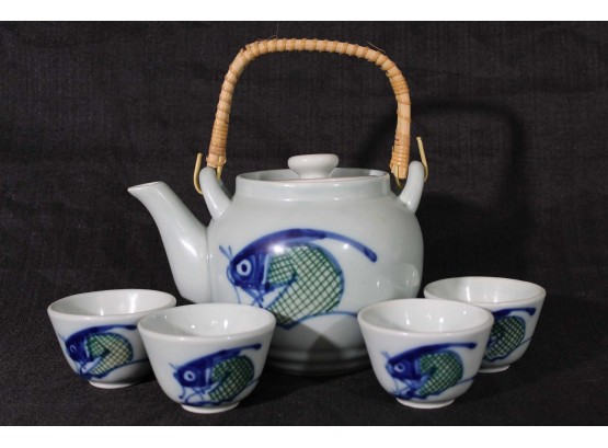 Fish Teapot & Cups