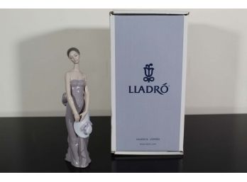 Lladro Bride's Maid