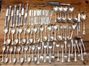 Antique Sterling Silver Flatware Set With Storage Box  2849 Grams Total Weight (Set 1)