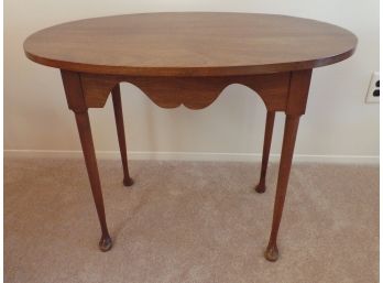 Vintage Queen Anne Style Maple Side Table 32.5 X 23.25 X 25