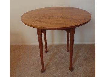 Queen Anne Style Round Maple Side Table 26 X 26