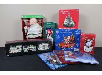 Christmas Lot 1 Including Porcelain Train