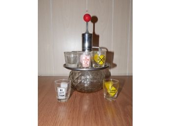 Great Cocktail Container With Shot Glasses