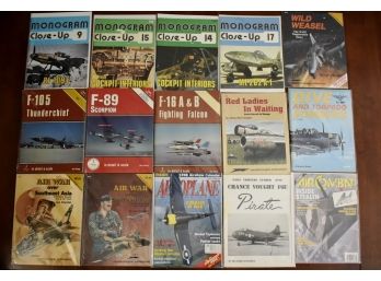 15 Vintage Aircraft Magazines In Plastic Sleeves Lot 159