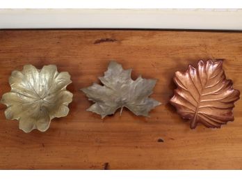 Metallic Leaf Plates